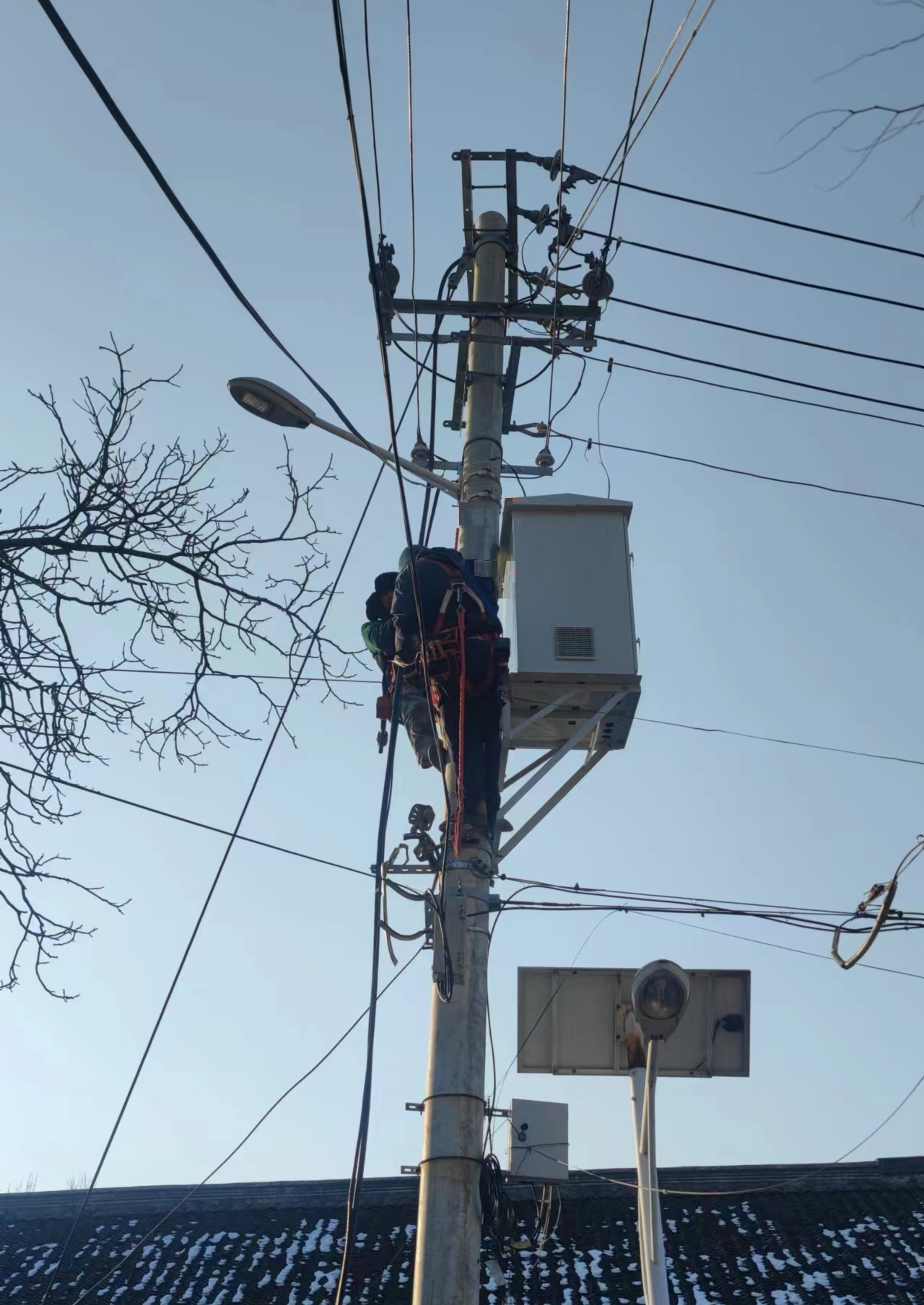 低压调压器  LSVR农网低压线路调压器、户外调压稳压器